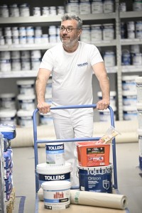 Commande peinture en magasin de peinture Tollens