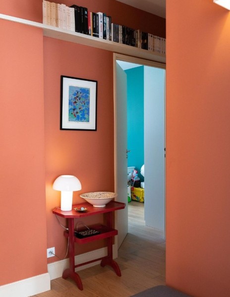 Studio Emmanuelle Gain, entrée couloir terracotta, peinture Tollens